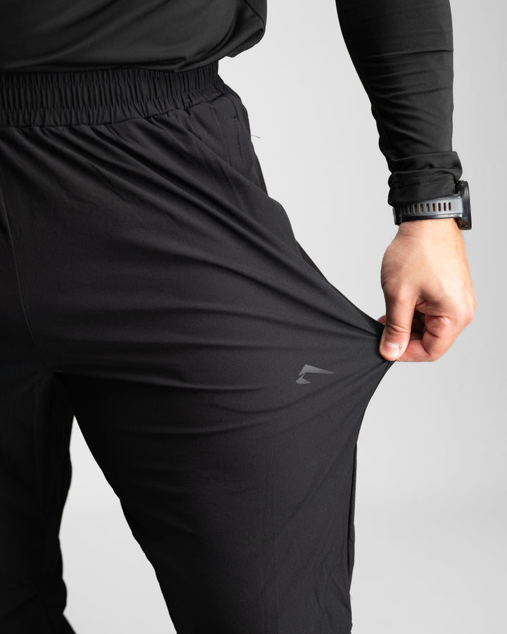 Elite Windbreaker Jogger (Black)