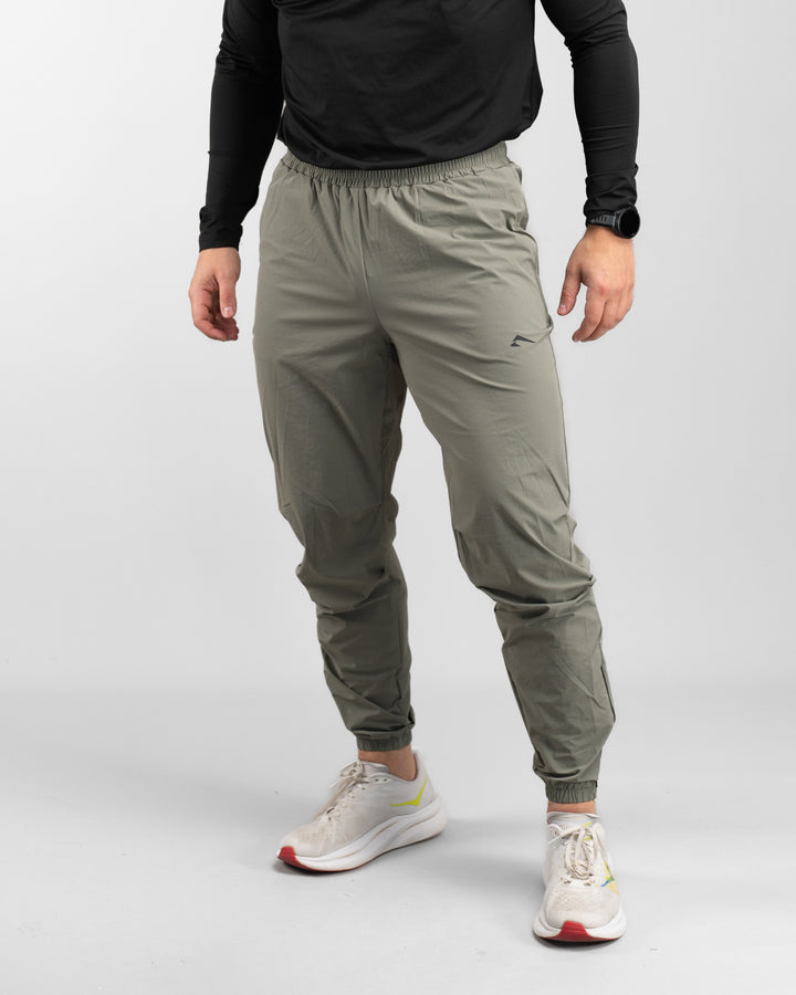 Elite Windbreaker Jogger (Light Olive)