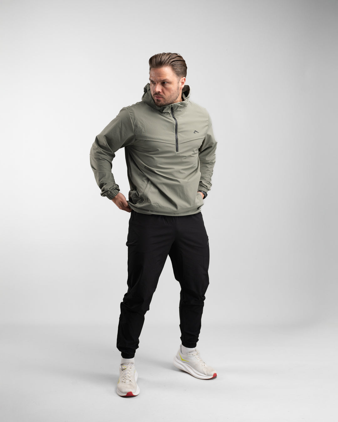 Elite Windbreaker Half Zip (Light Olive)