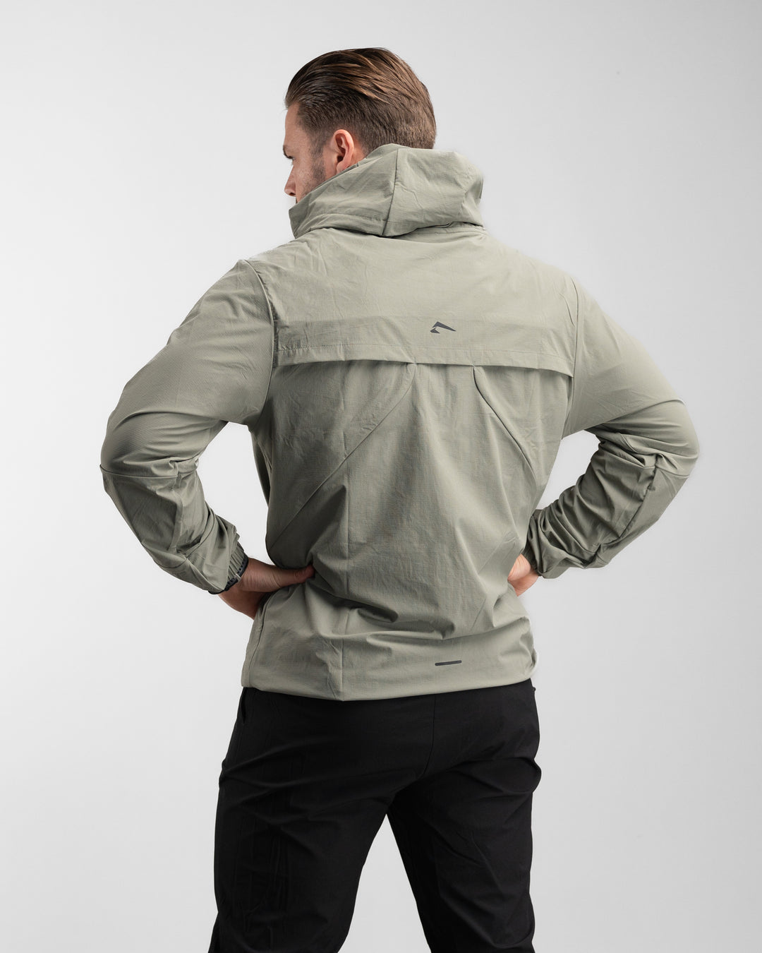 Elite Windbreaker Full Zip (Light Olive)