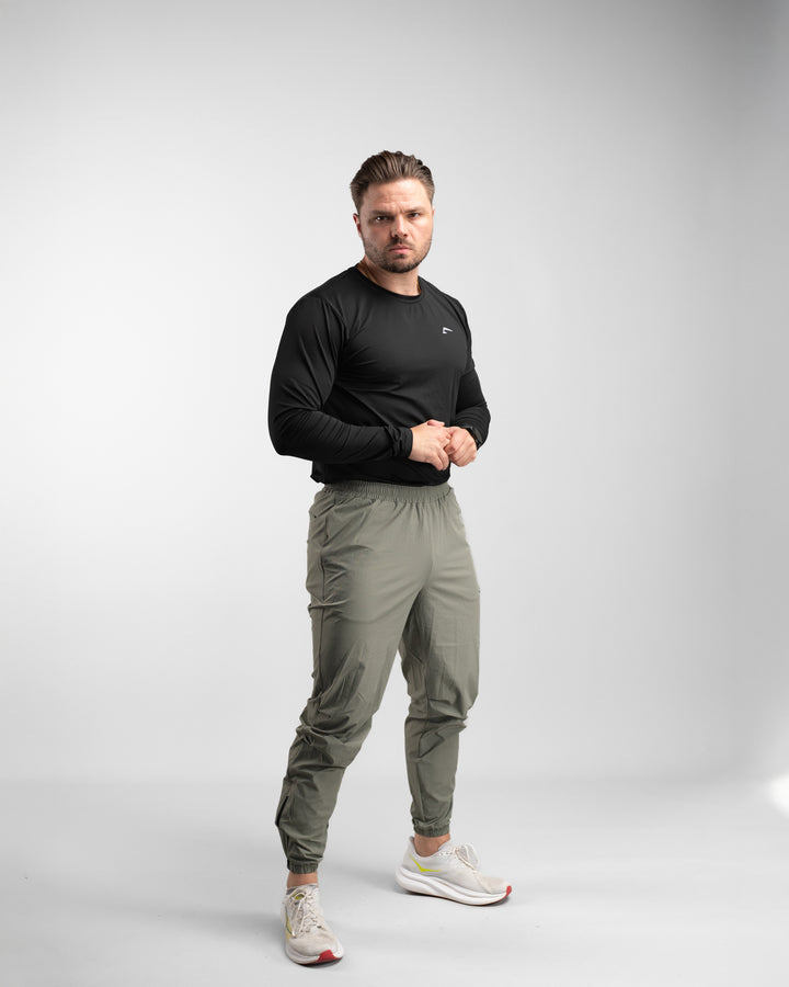 Elite Windbreaker Jogger (Light Olive)