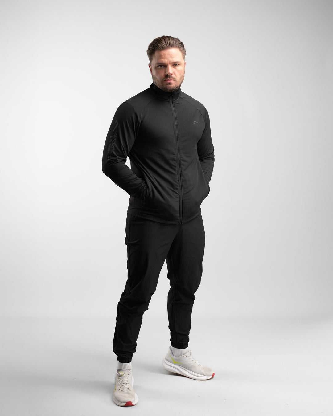 Core Performance Full Zip (Black/Black)