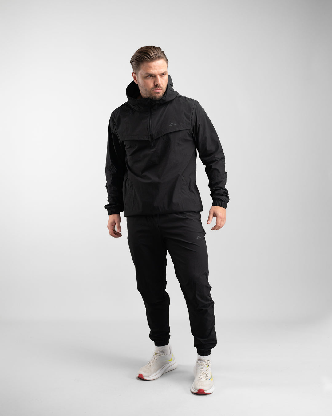 Elite Windbreaker Half Zip (Black)