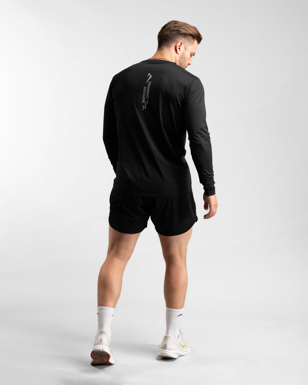 Core Performance Longsleeve (Black) - Athletic Aesthetics