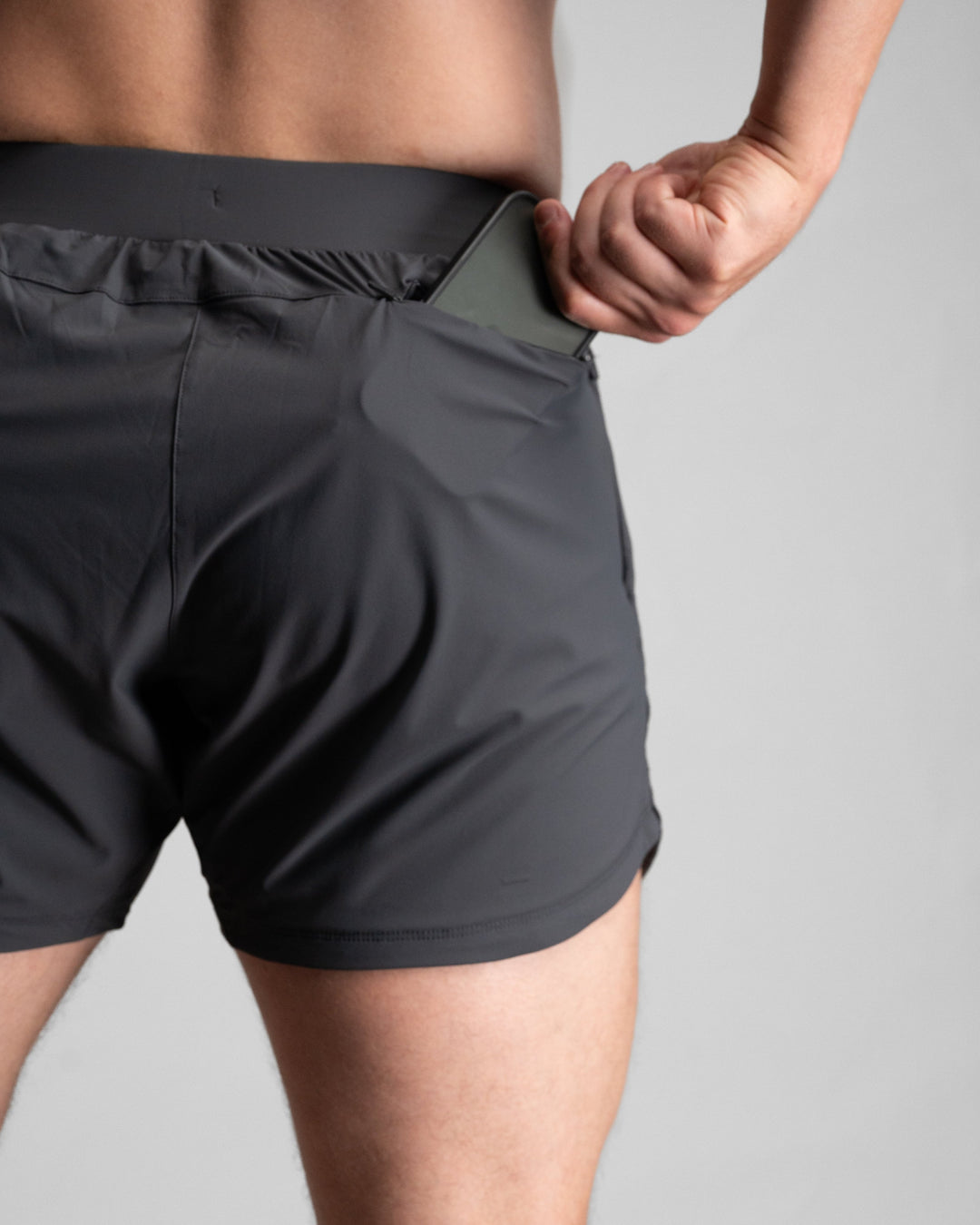 Elite Performance 5“ Shorts (Iron Grey) - Athletic Aesthetics