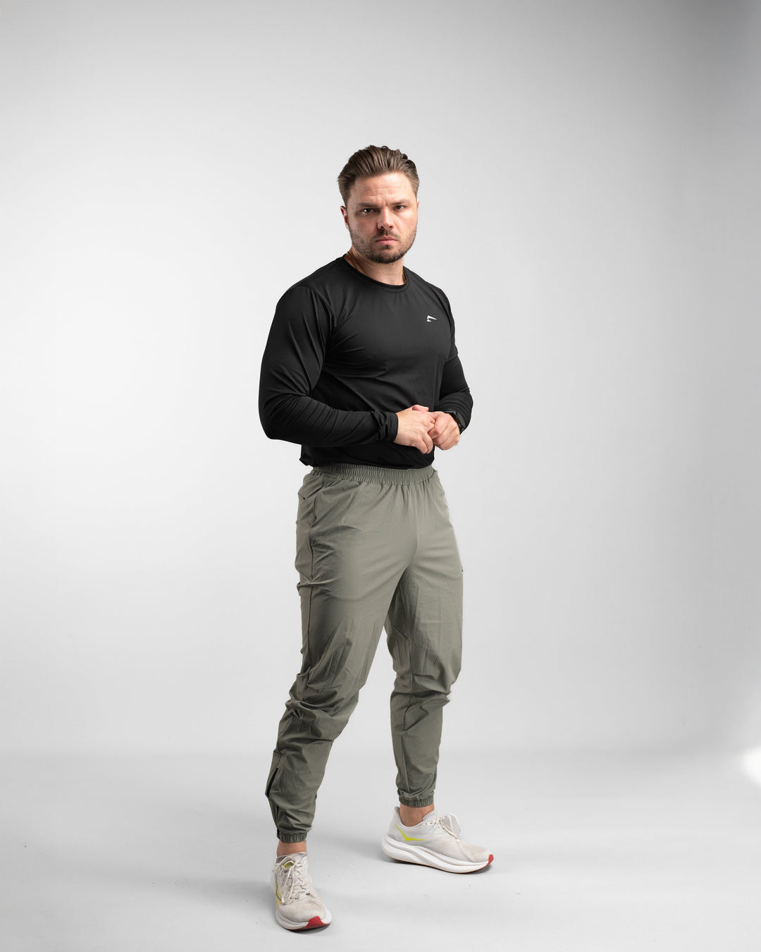 Elite Windbreaker Jogger (Light Olive) - Athletic Aesthetics