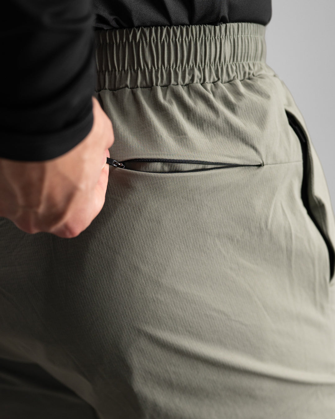 Elite Windbreaker Jogger (Light Olive) - Athletic Aesthetics