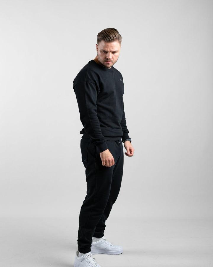 Essential Crewneck Sweater (Black) - Athletic Aesthetics