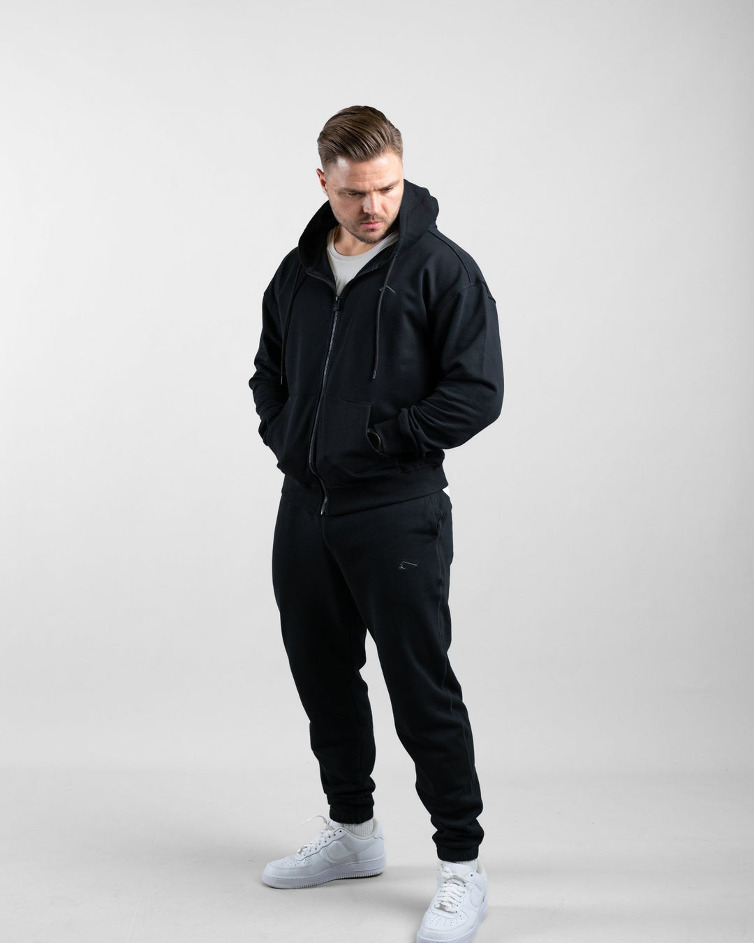 Essential Oversize Zip Hoodie (Black) - Athletic Aesthetics