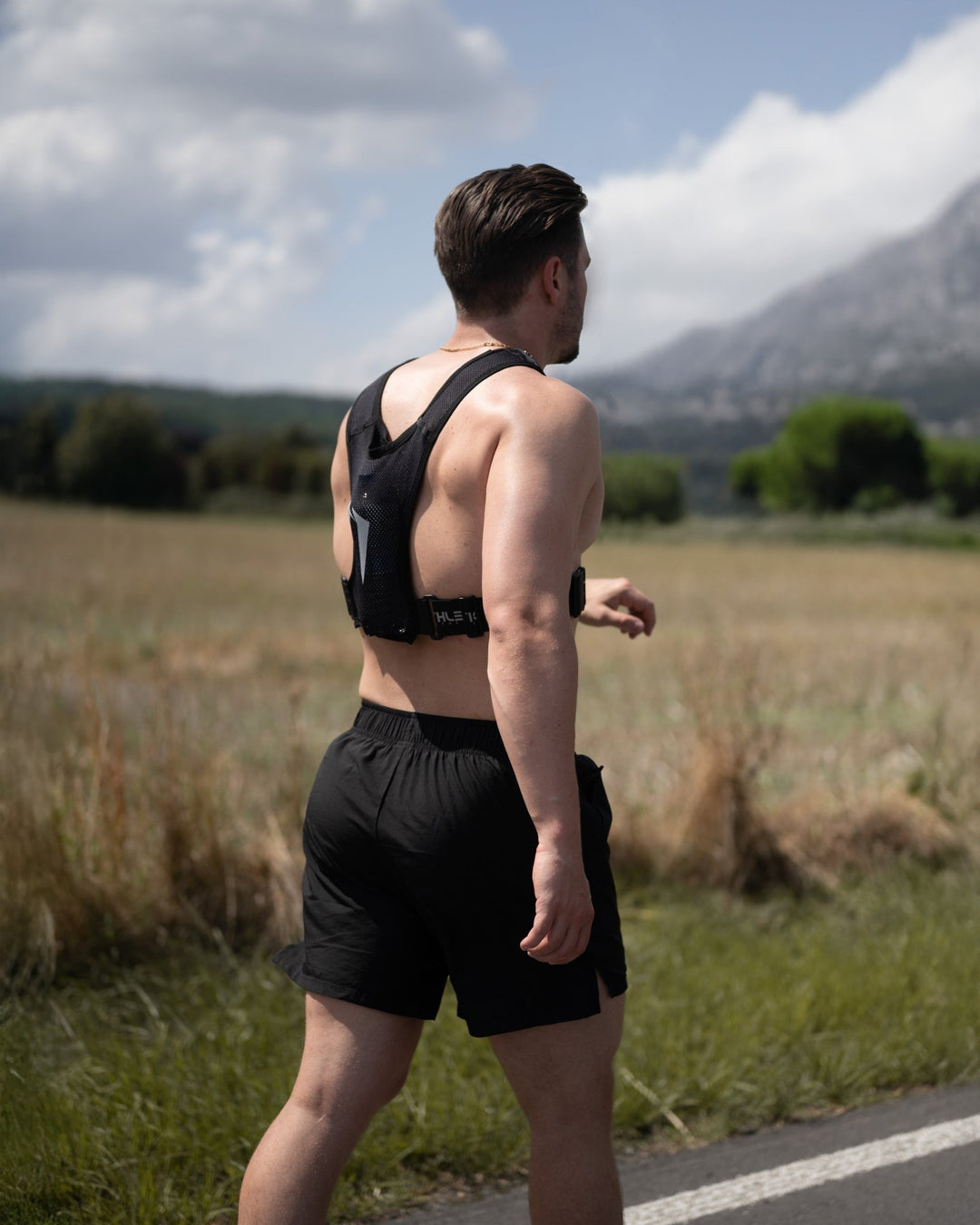 Minimal Running Vest / Laufweste (Black) - Athletic Aesthetics