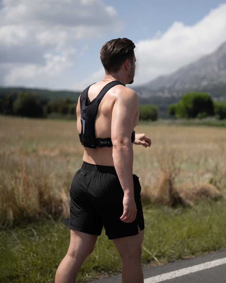 Minimal Running Vest / Laufweste (Black) - Athletic Aesthetics