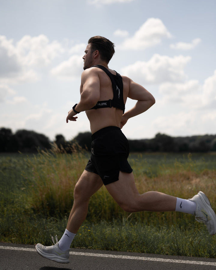 Minimal Running Vest / Laufweste (Black) - Athletic Aesthetics