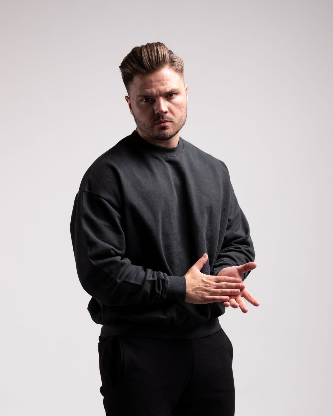 Oversized Crewneck Sweater (Vintage Black) - HQ Basics - Athletic Aesthetics