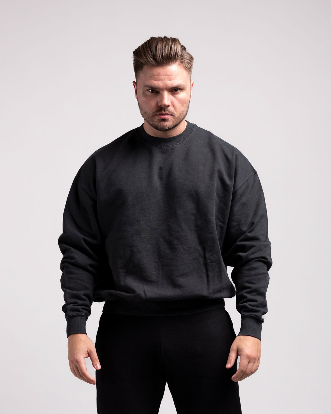 Oversized Crewneck Sweater (Vintage Black) - HQ Basics - Athletic Aesthetics